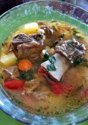 Foto resep Soup daging sapi #dapurnengsherly #SiapRamadan