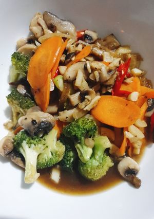 Foto resep Tumis Brokoli Wortel Jamur 🥦🥕🍄