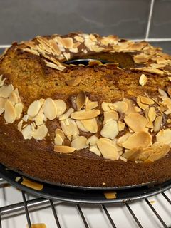 Una foto de Carrot cake con almendras laminadas (mambo)