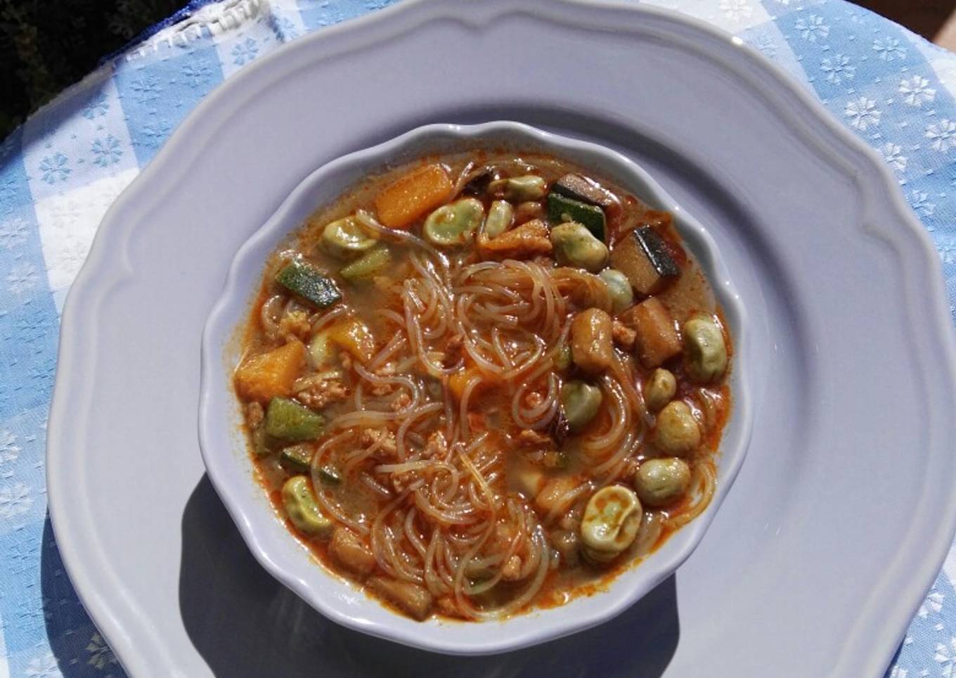 Sopa vegana de miso rojo