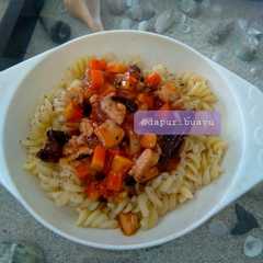 A picture of Makaroni enak 😁.