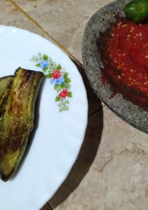 Foto resep Terong Bakar Sambal Tomat
