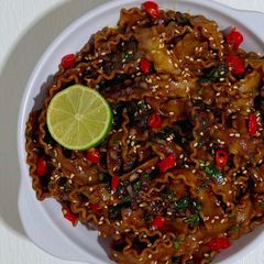 A picture of Mafaldine in Chilli, Cilantro and Lime Sauce.