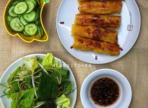 Hình của món Ram bắp chay (chả giò bắp).