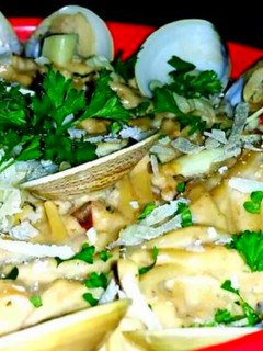 A picture of Mike's New England Clam Chowder & Homemade Croutons.