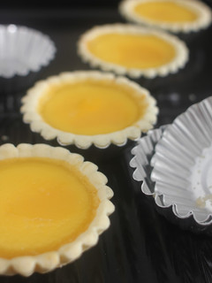 Hong Kong style egg tart 港式蛋撻 的食譜成品照片