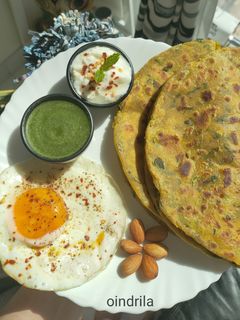 ছোলার ডাল স্টাফিং মেথি পরোটা(cholar dal stuffing methi porota recipe in Bengali) রেসিপির প্রধান ছবি