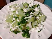 Una foto de panela y chayote