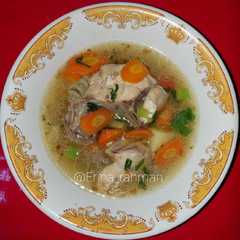 Sop Ayam Favorit Keluarga রেসিপির প্রধান ছবি