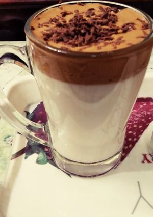 ডালগোনা কফি (dalgona coffee recipe in Bengali) রেসিপির প্রধান ছবি