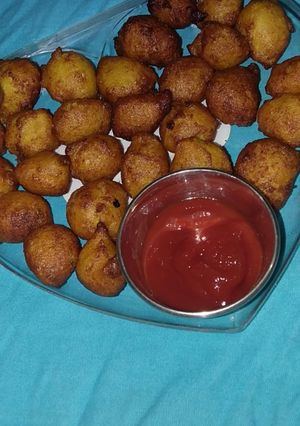 ખાટા વડા રેસીપી મુખ્ય ફોટો