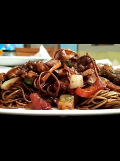 Una foto de Fideos de trigo sarraceno con verduras