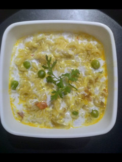 क्रीमी मैगी (Creamy maggi recipe in Hindi) रेसिपी मुख्य फोटो