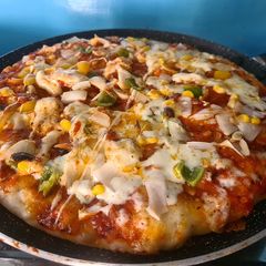 Quick Pan pizza A picture of Quick Pan pizza.