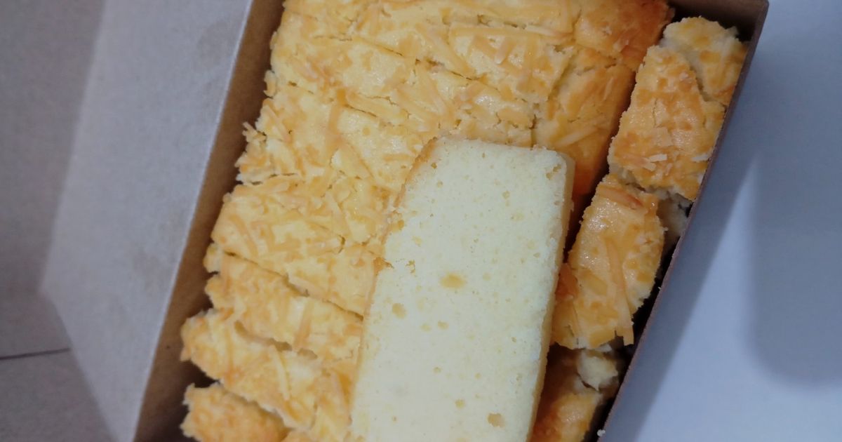 Bolu Tape Putih Telur