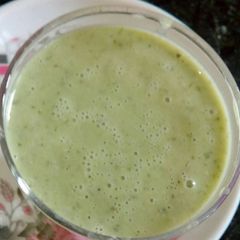 A picture of Broccoli soup.
