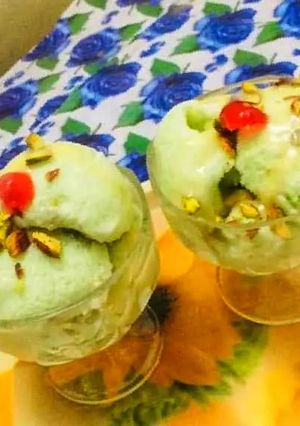 A picture of Peshawari ice cream.