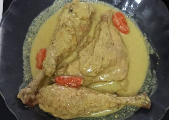 Opor Ayam Kampung