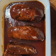 A picture of Sweet Baby Ray’s Crockpot chicken.