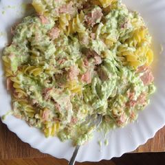 A picture of Gluten-free avo pasta.