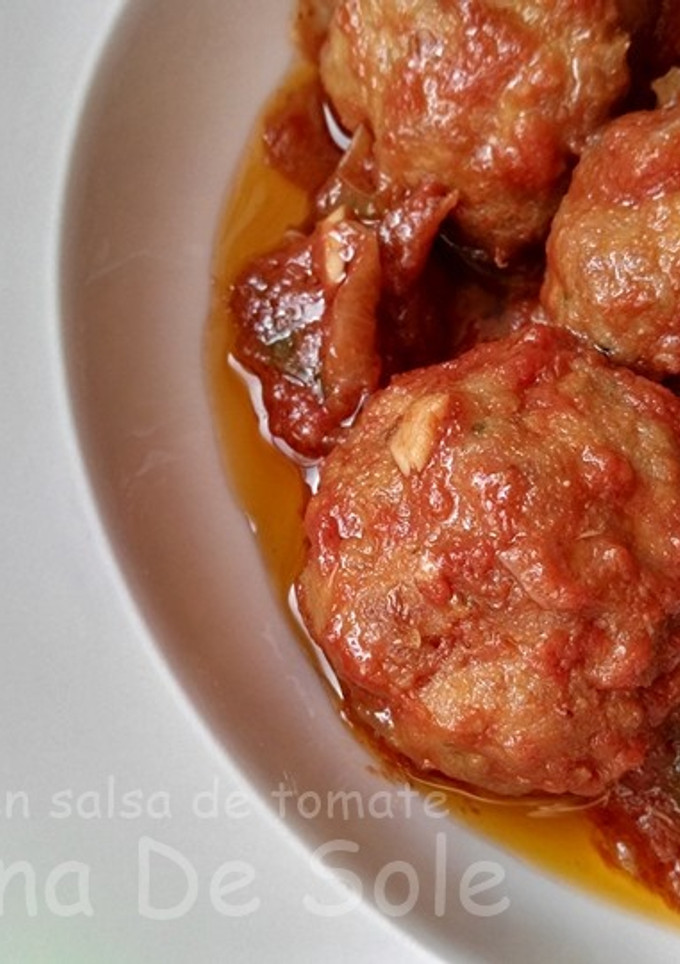Una foto de Albóndigas en salsa de tomate