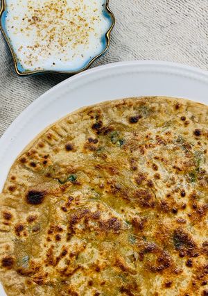 A picture of Mooli ka paratha.