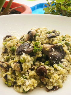 Una foto de Risotto verde de setas