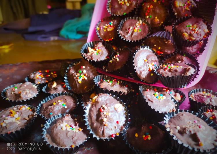 Kue Coklat Kacang