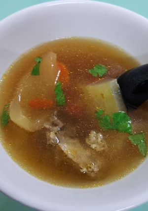 รูปของ 老黄瓜汤 เหลาหวางกัวทัง (ซุปแตงกวา)