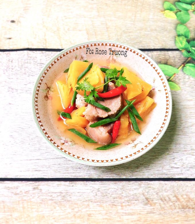 Hình của món Thịt Giò Heo Kho Thơm(Dứa).