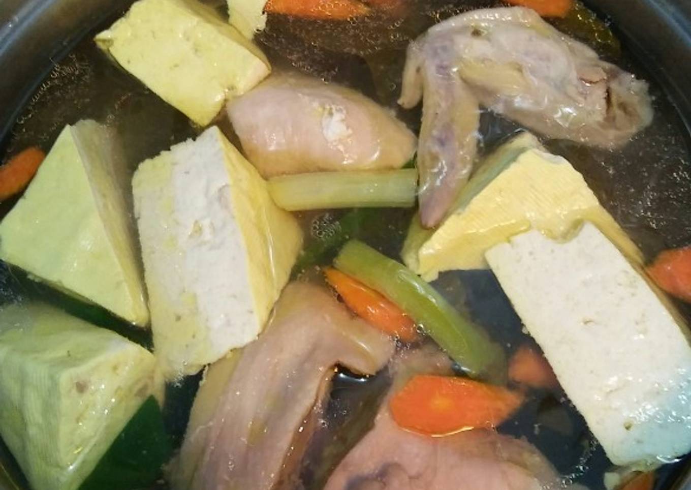 Sup ayam jahe hangat seger..