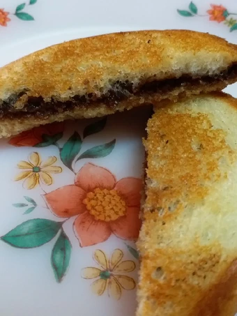Recipe Cocoa Spread Toasted Sandwich which Delicious