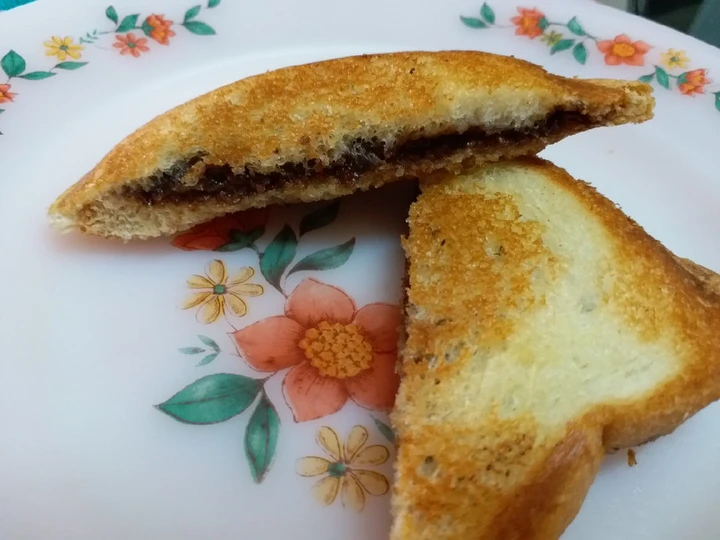 Recipe Cocoa Spread Toasted Sandwich which Delicious