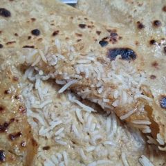 A picture of Rice Parantha.