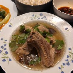 Singaporean Bak Kut Teh (Pork Ribs Broth) A picture of Singaporean Bak Kut Teh (Pork Ribs Broth).