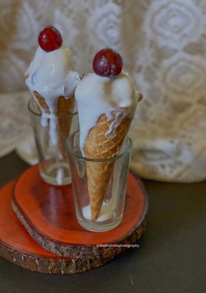 A picture of Cherry Ice Cream.