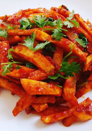 A picture of Spicy Chips Masala.