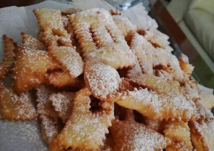 Chiacchiere alla panna