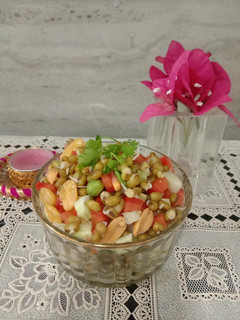 A picture of Sprouted Moong Salad.