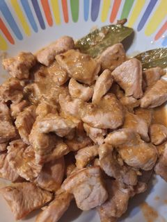 Una foto de Pavo en salsa
