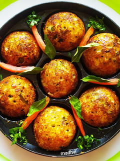 सूजी वेज अप्पे (suji Veg Appe recipe in hindi) रेसिपी मुख्य फोटो