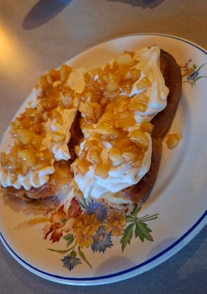 Une photo de Brioche pommes, crème madame