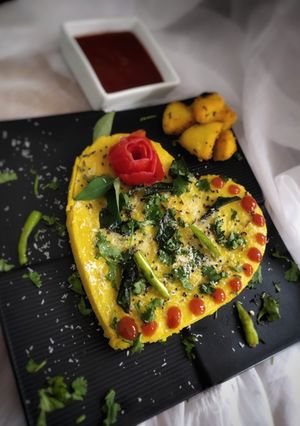 ढोकला (Dhokla recipe in Hindi) रेसिपी मुख्य फोटो
