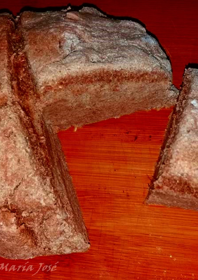 Una foto de Pan de centeno 100%