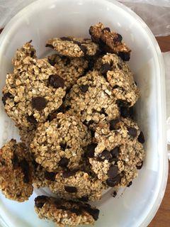 Una foto de Galletas de avena con pepitas de chocolate