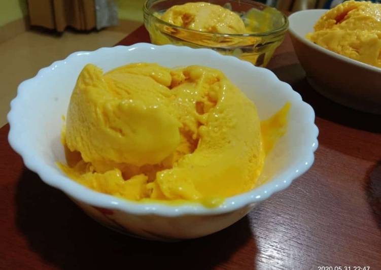 Mango ice-cream