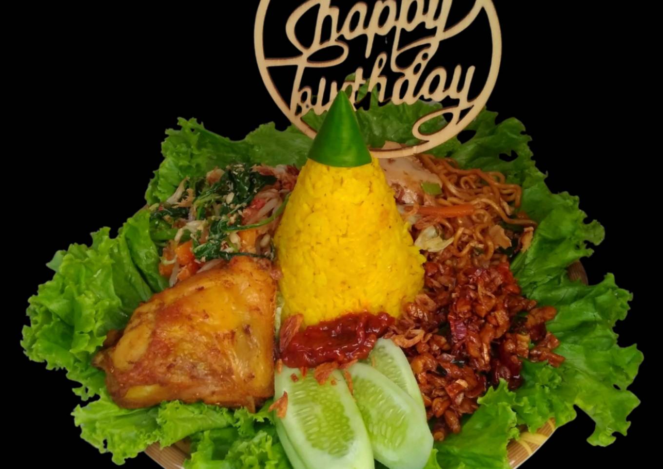 Nasi Kuning Magic Com untuk Tumpeng Mini