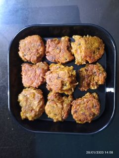 সজনে ফুলের বড়া(sajne fuler bora recipe in Bengali) রেসিপির প্রধান ছবি