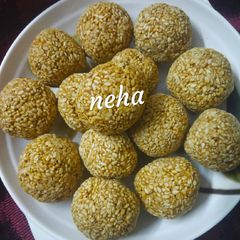Till Ladoo A picture of Till Ladoo.