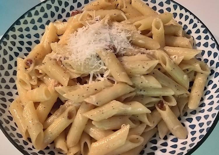 How to Prepare Any-night-of-the-week Pasta alla Gricia